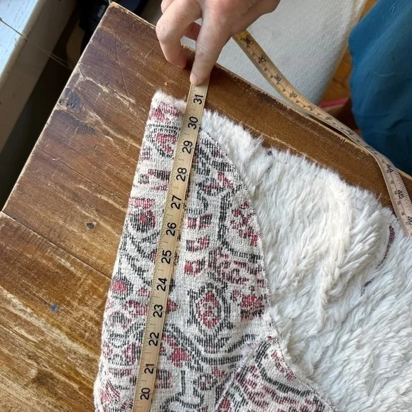 Hei Hei Jacquard Tapestry Faux Fur Lined Vest: see notes on size - Picture 8 of 14